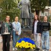 Покладання квітів та екскурсія в музей Грінченка